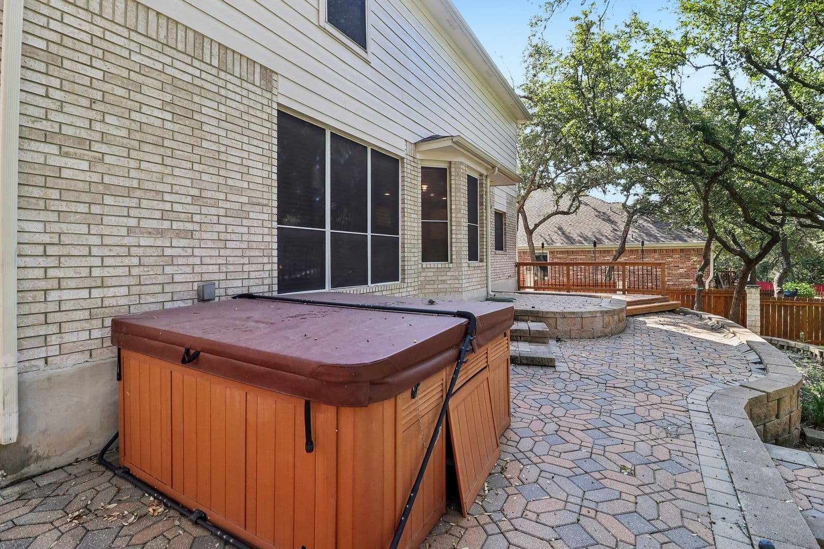 Schertz House: 3904 Arroyo Seco