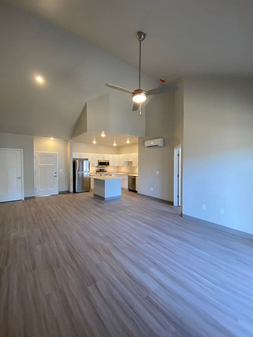 Tiffin Apartment: 1351 Aster Drive