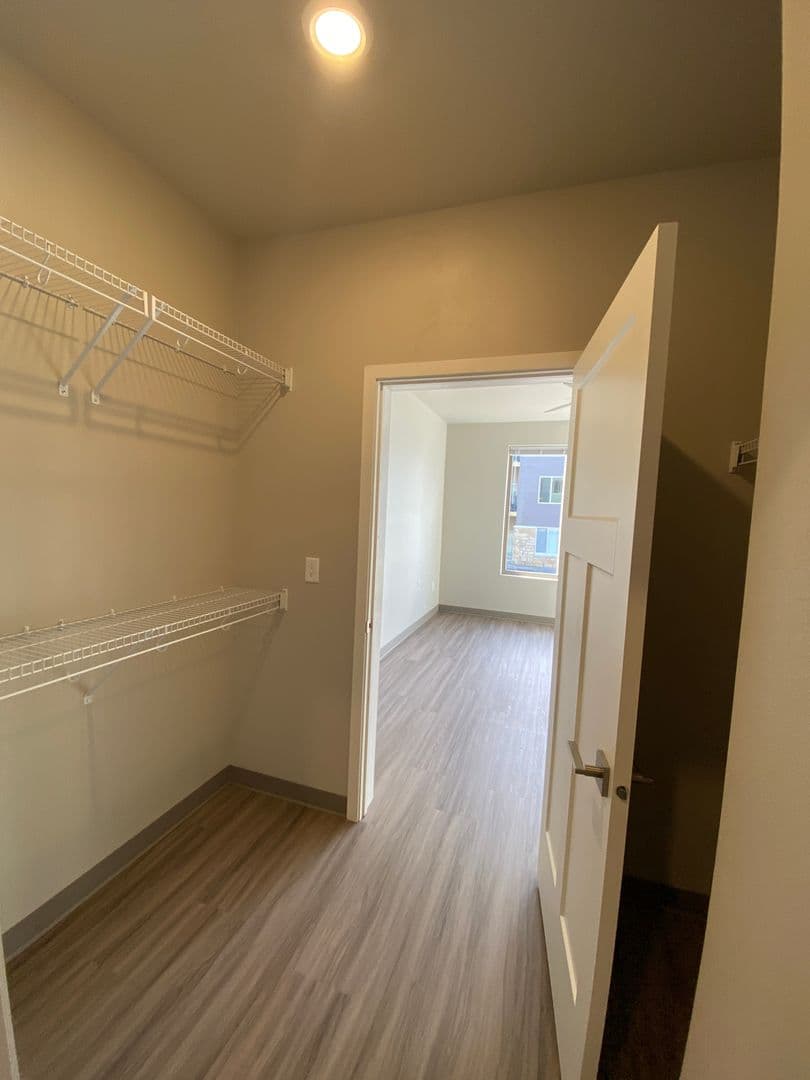 Tiffin Apartment: 1351 Aster Drive