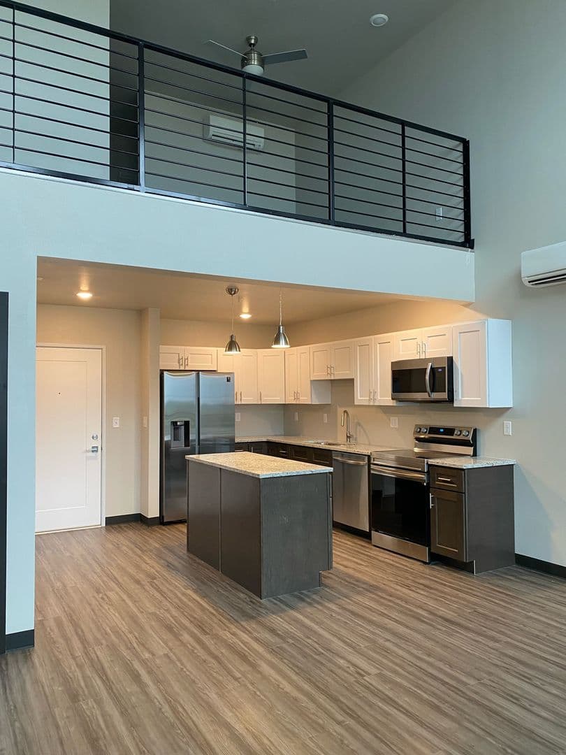 Tiffin Apartment: 1100 Andersen Place