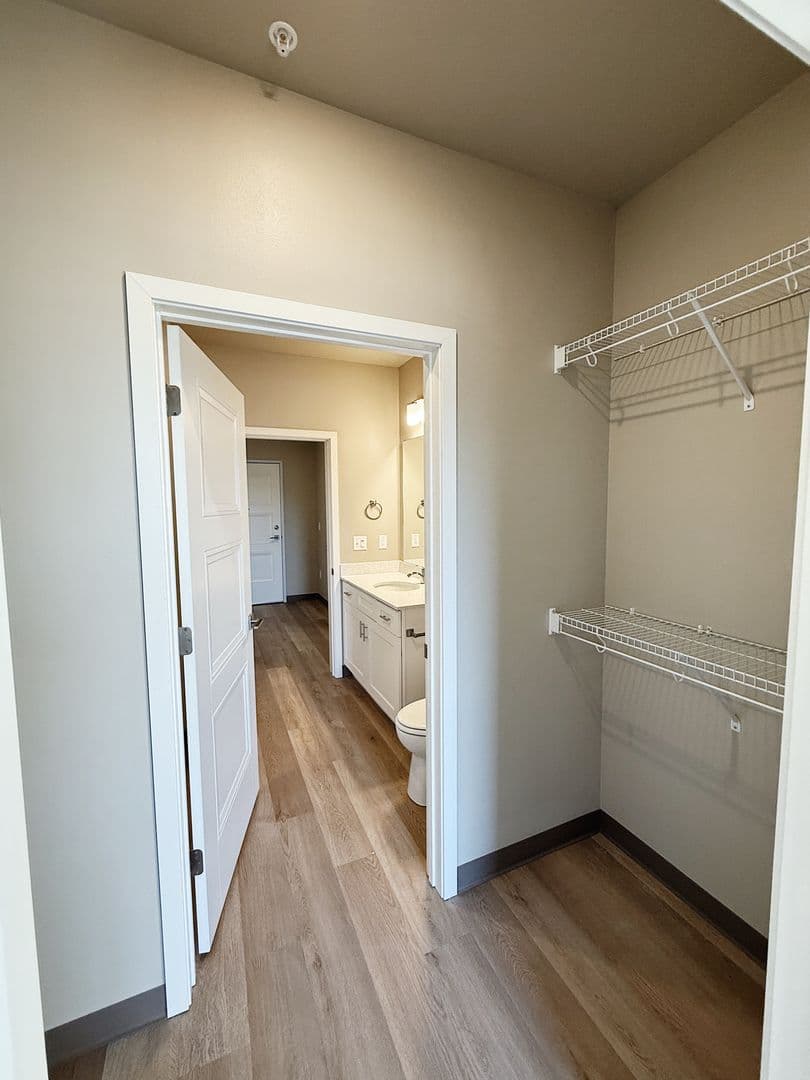 Tiffin Apartment: 1163 Baltic Avenue