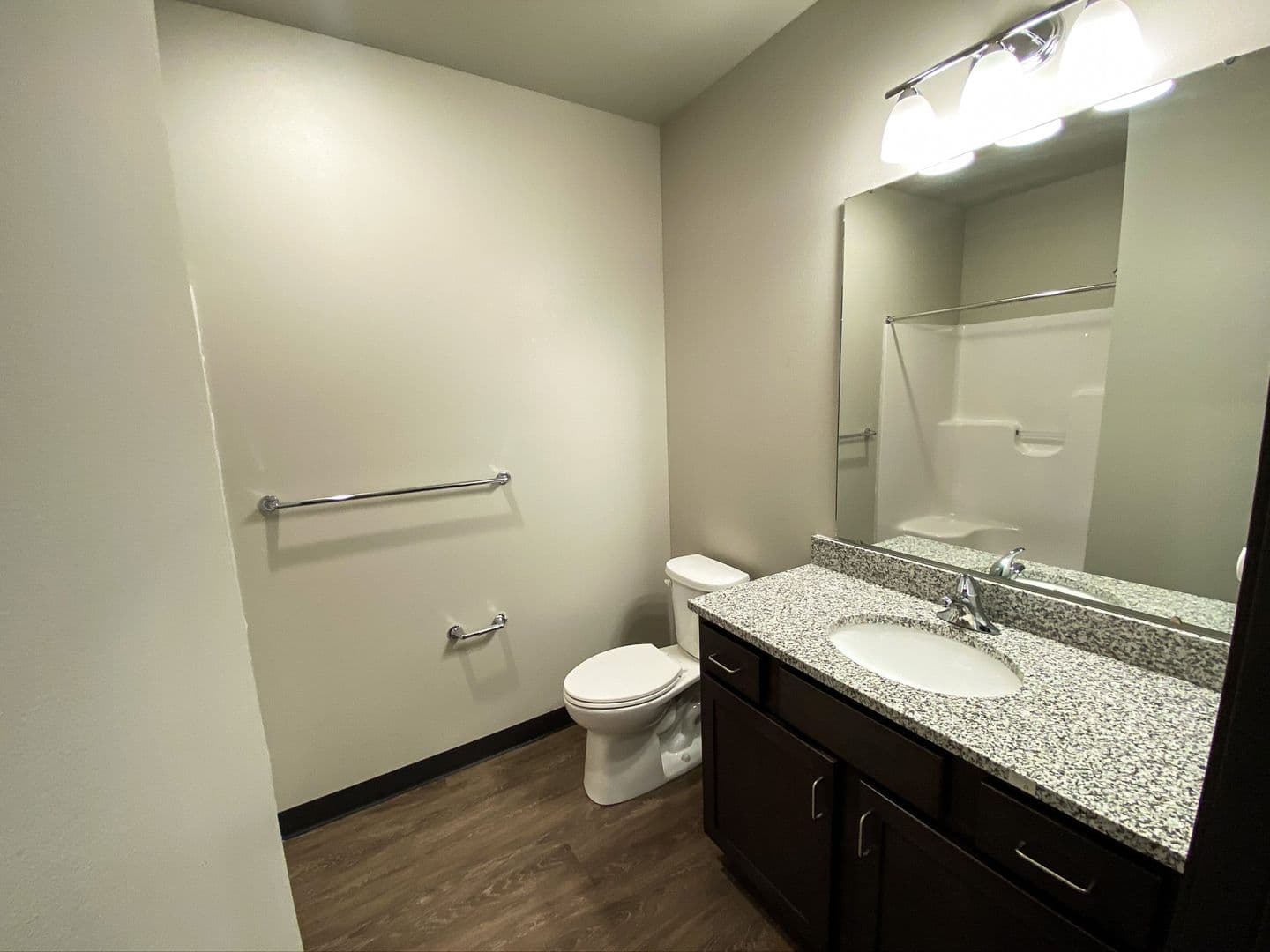 Tiffin Apartment: 1201 Aster Drive