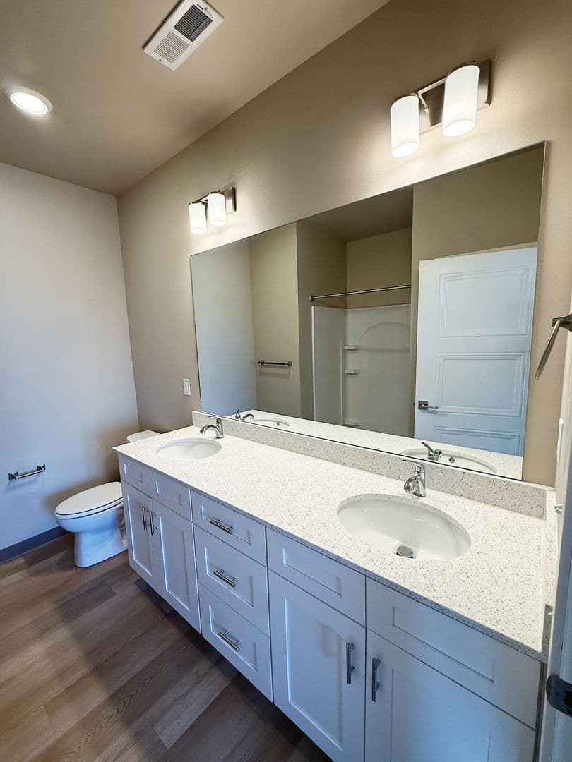 Tiffin Apartment: 1163 Baltic Avenue