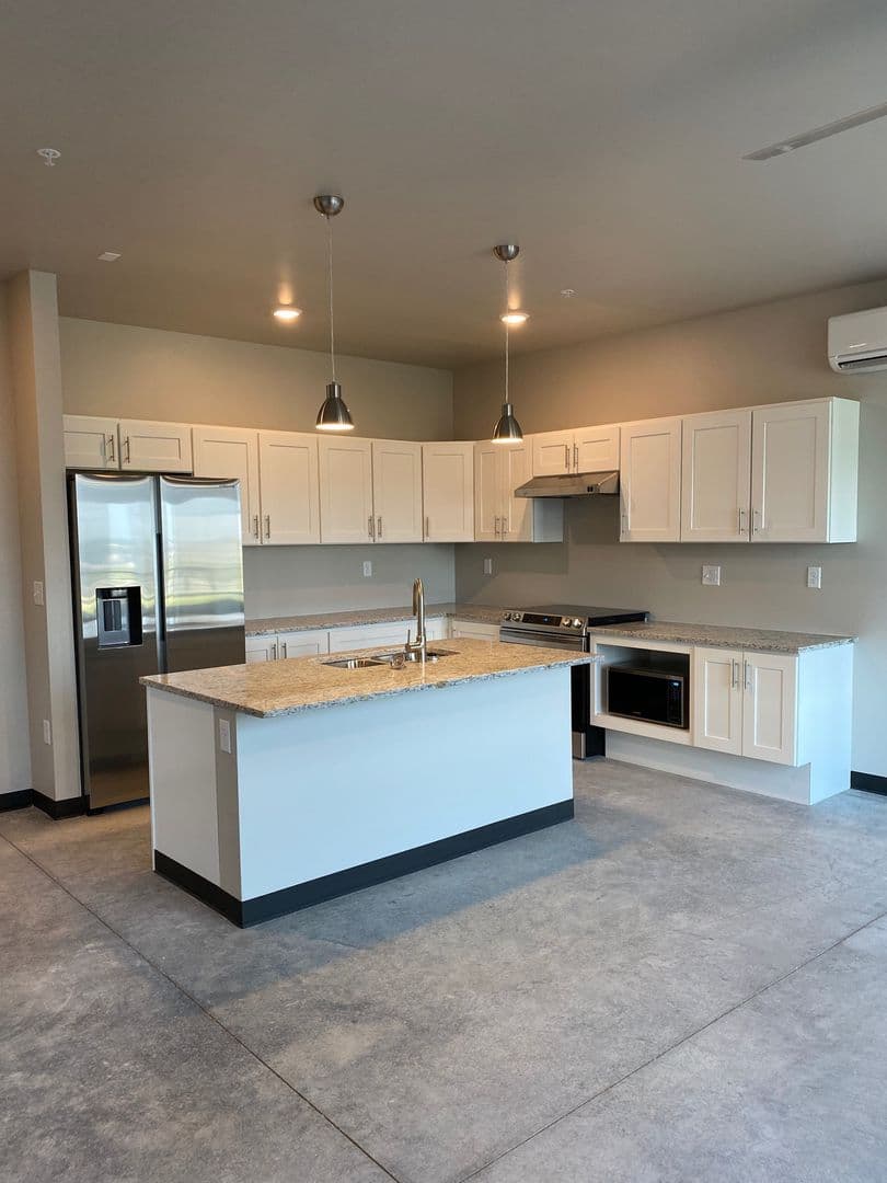 Tiffin Apartment: 1100 Andersen Place