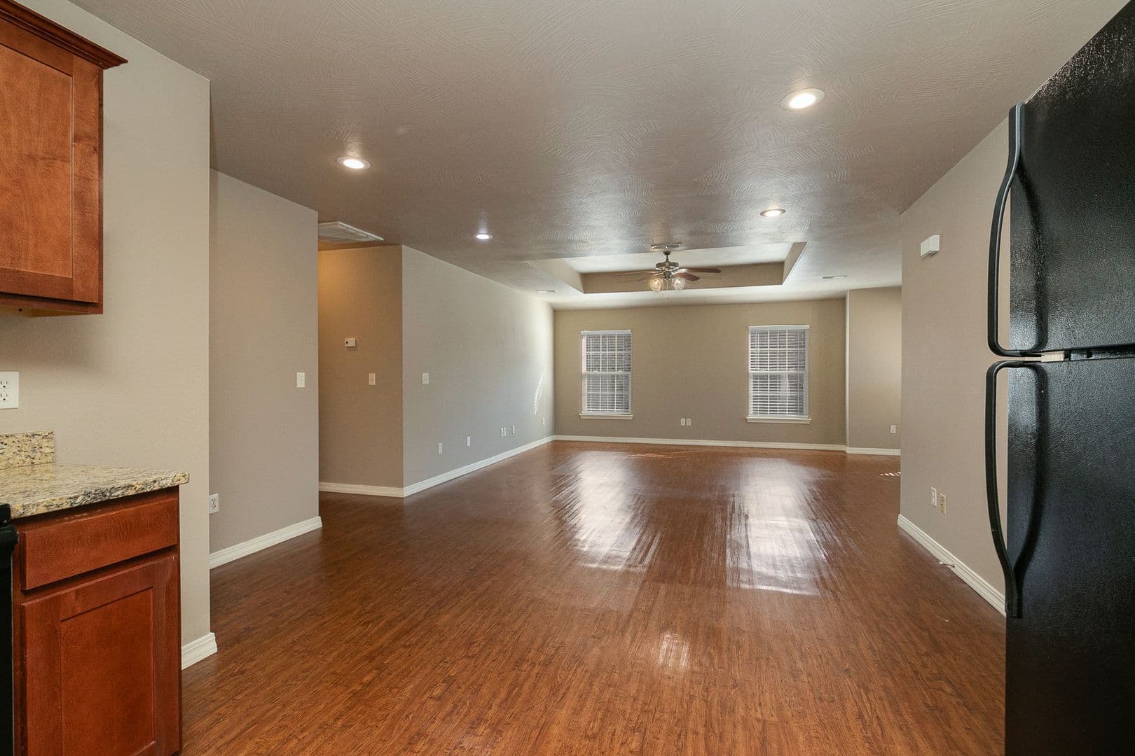 Springfield Apartment: W Sexton