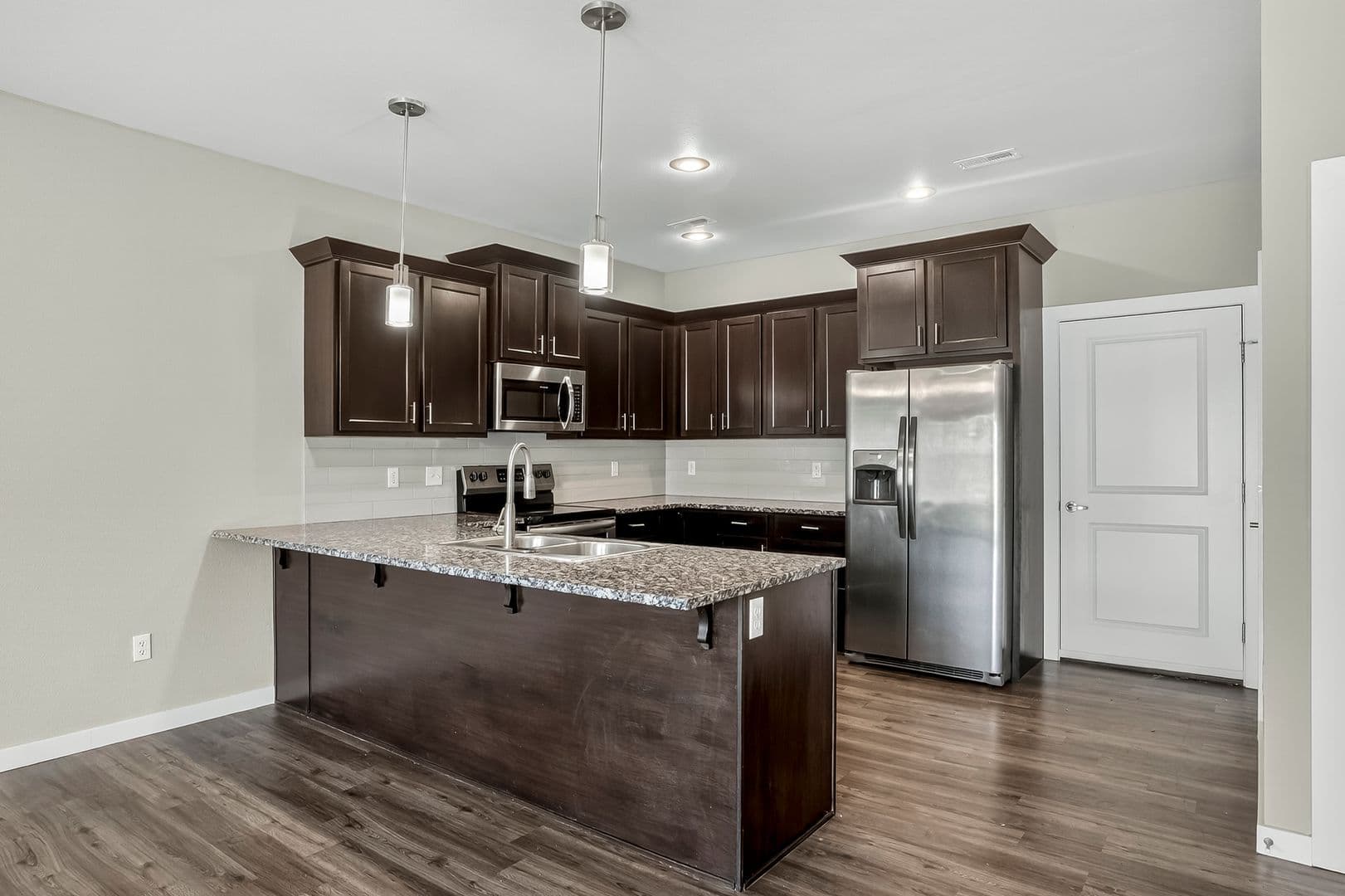 Springfield Apartment: W. Reese/ Sexton