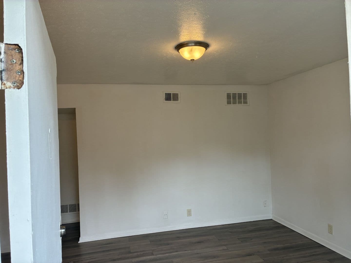 Louisville Apartment: 4115 Pinecroft Drive