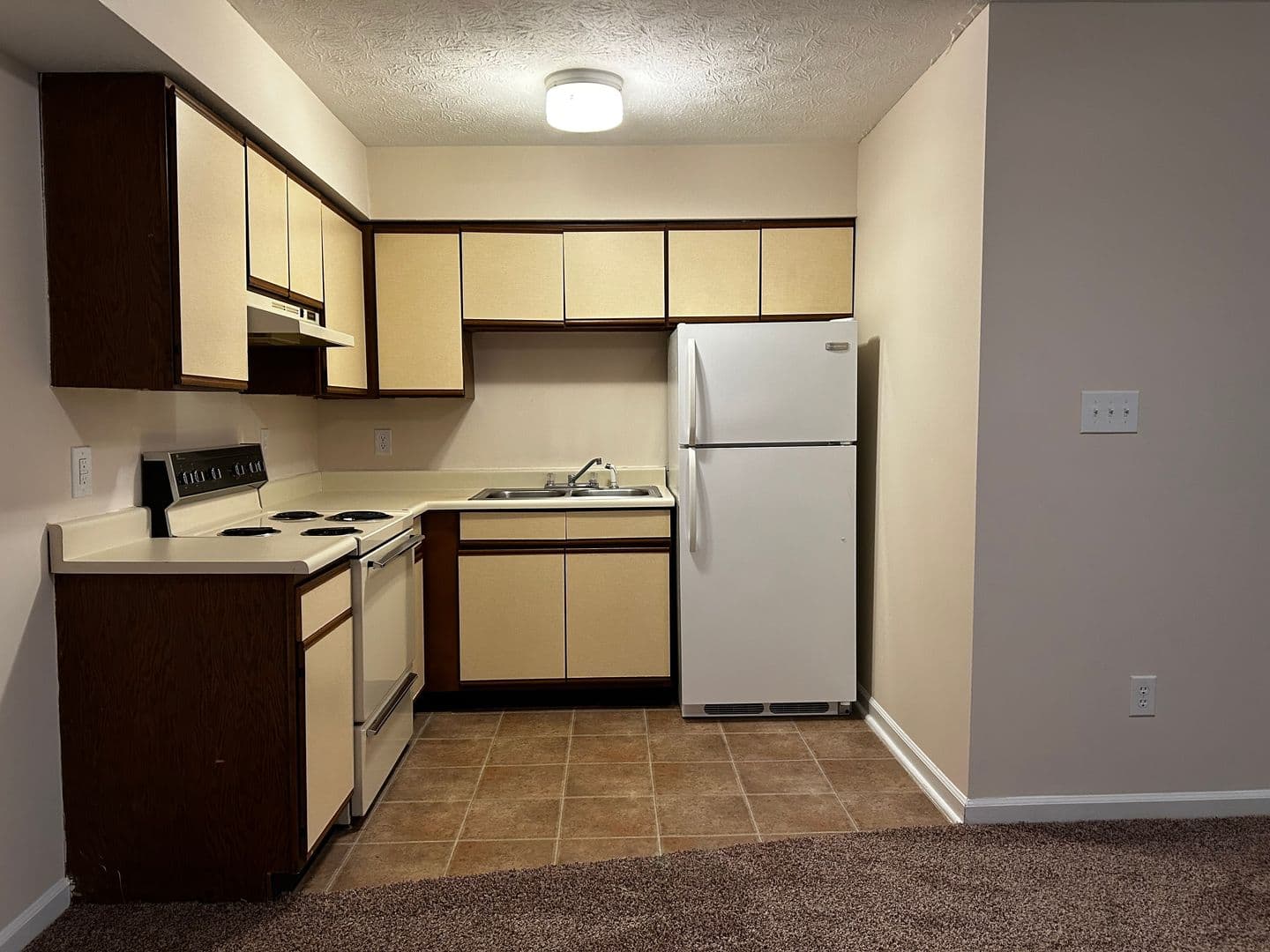 Richmond Apartment: 385 Gibson Lane