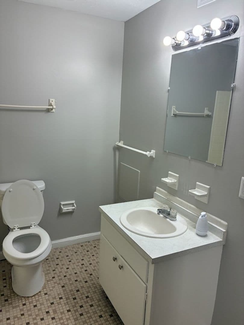 Louisville Apartment: 1139 Minor Lane