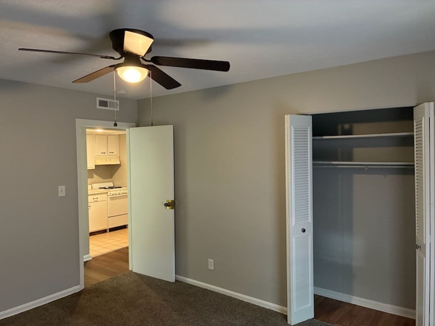 Louisville Apartment: 1139 Minor Lane