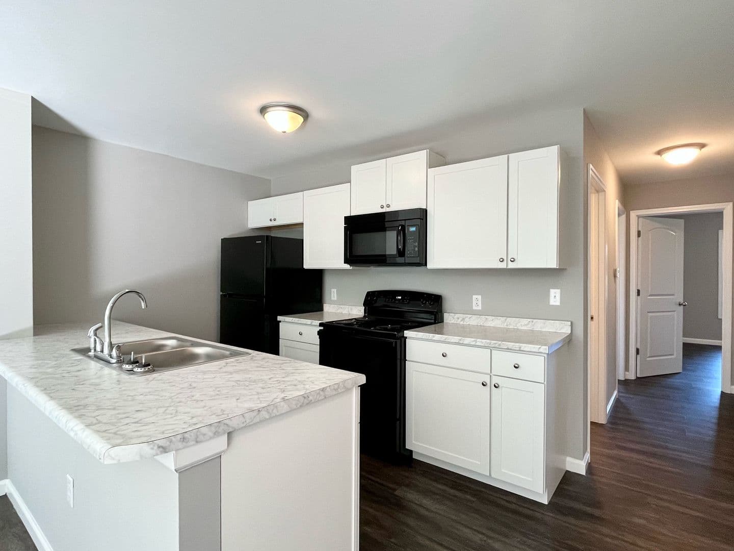 Winchester Apartment: Bel Air Drive