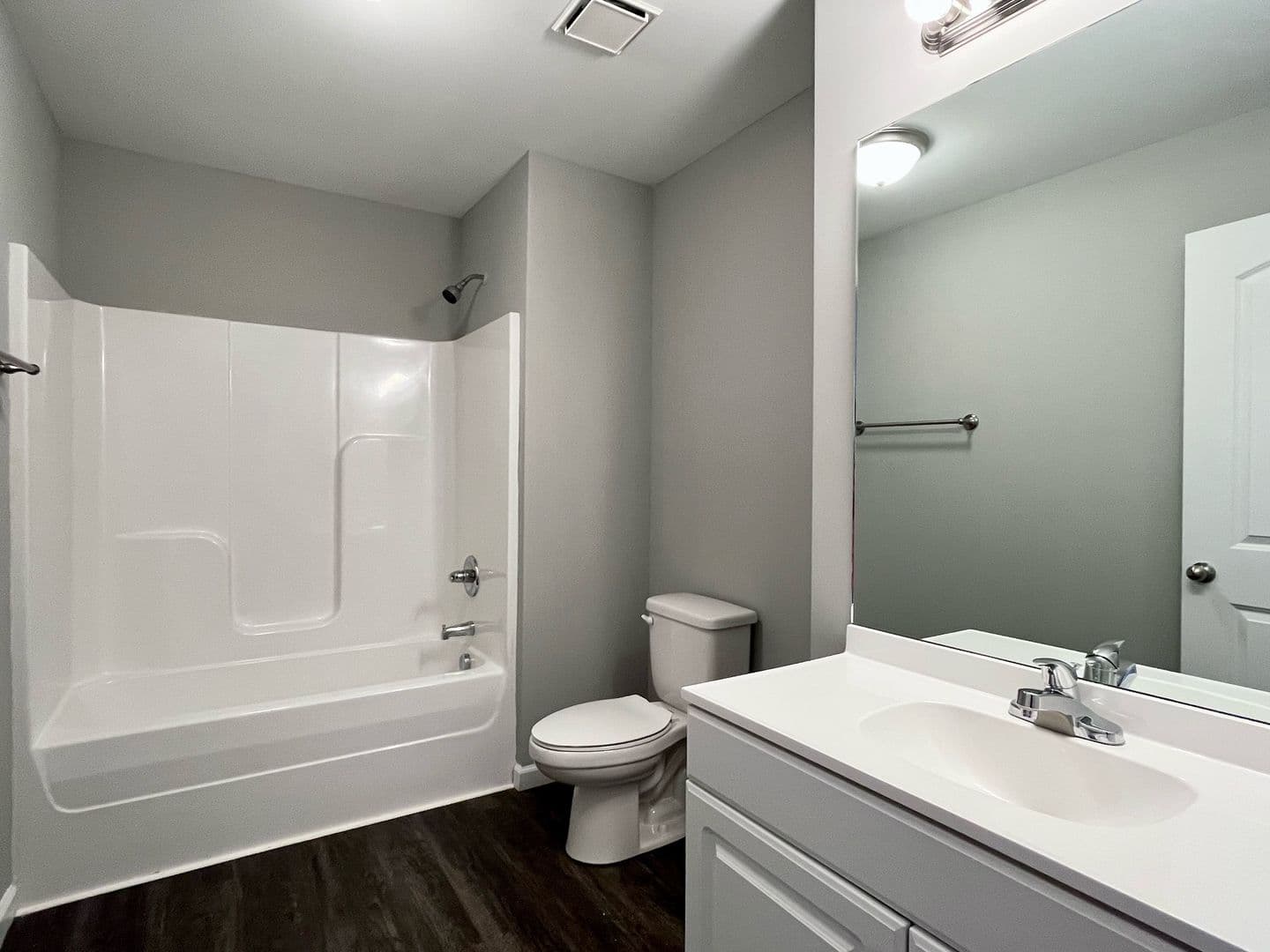 Winchester Apartment: Bel Air Drive