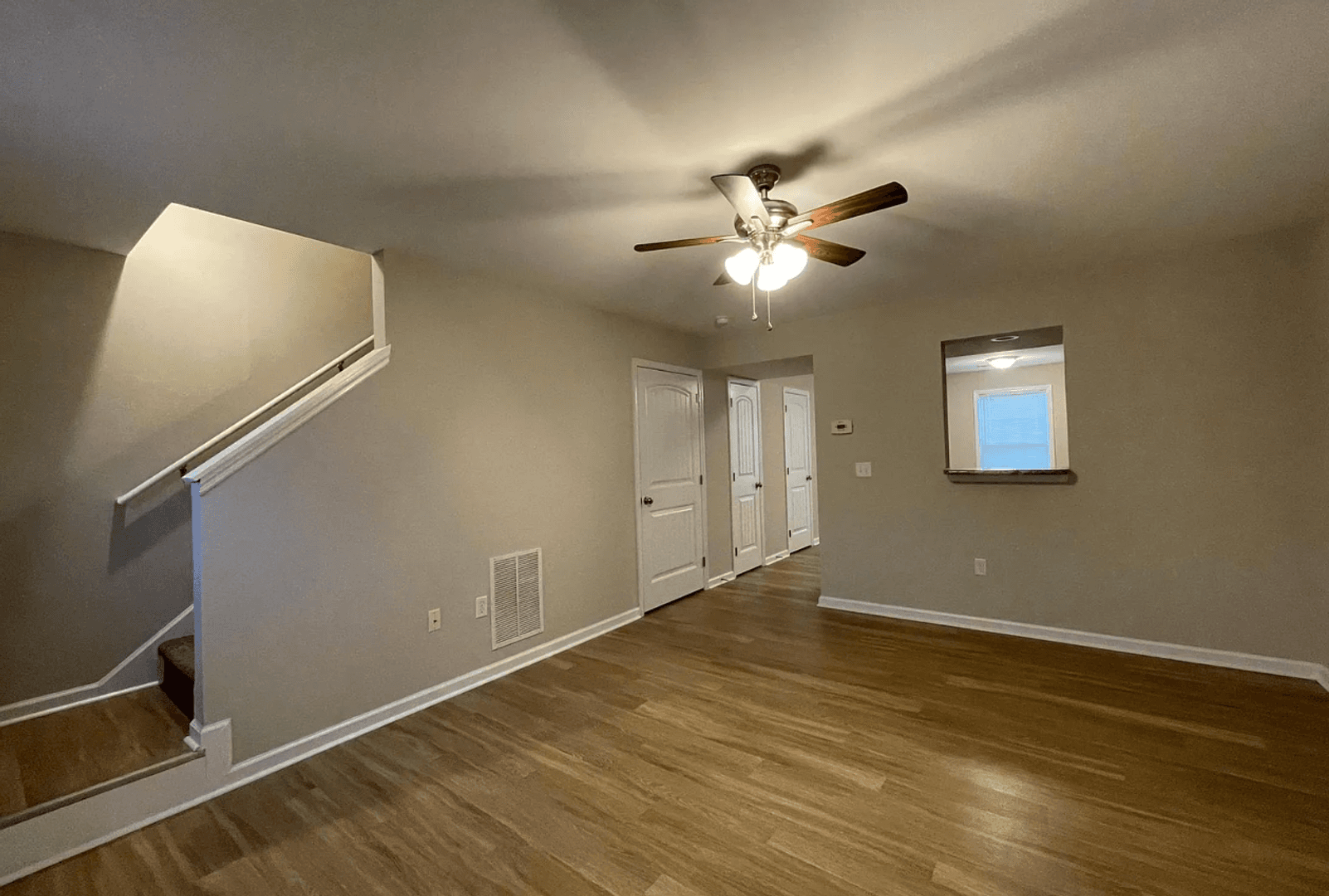 Richmond Apartment: 2004 Willow Dr