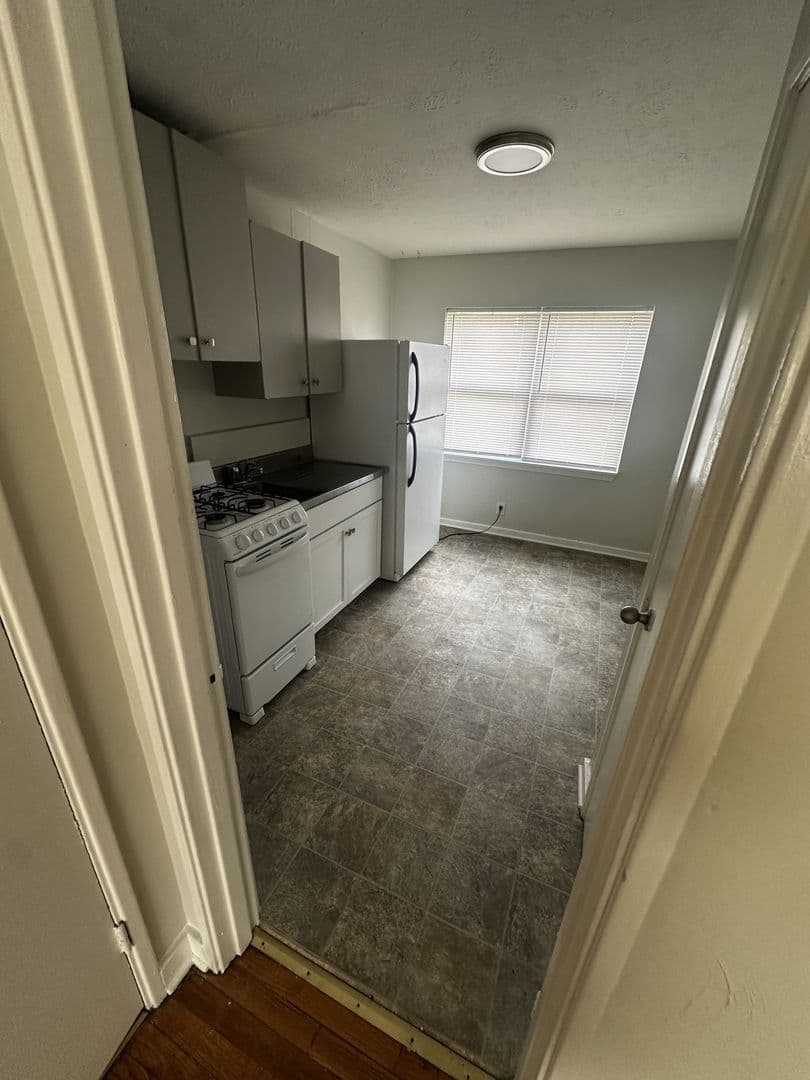 Louisville Apartment: 1403 Nightingale Rd