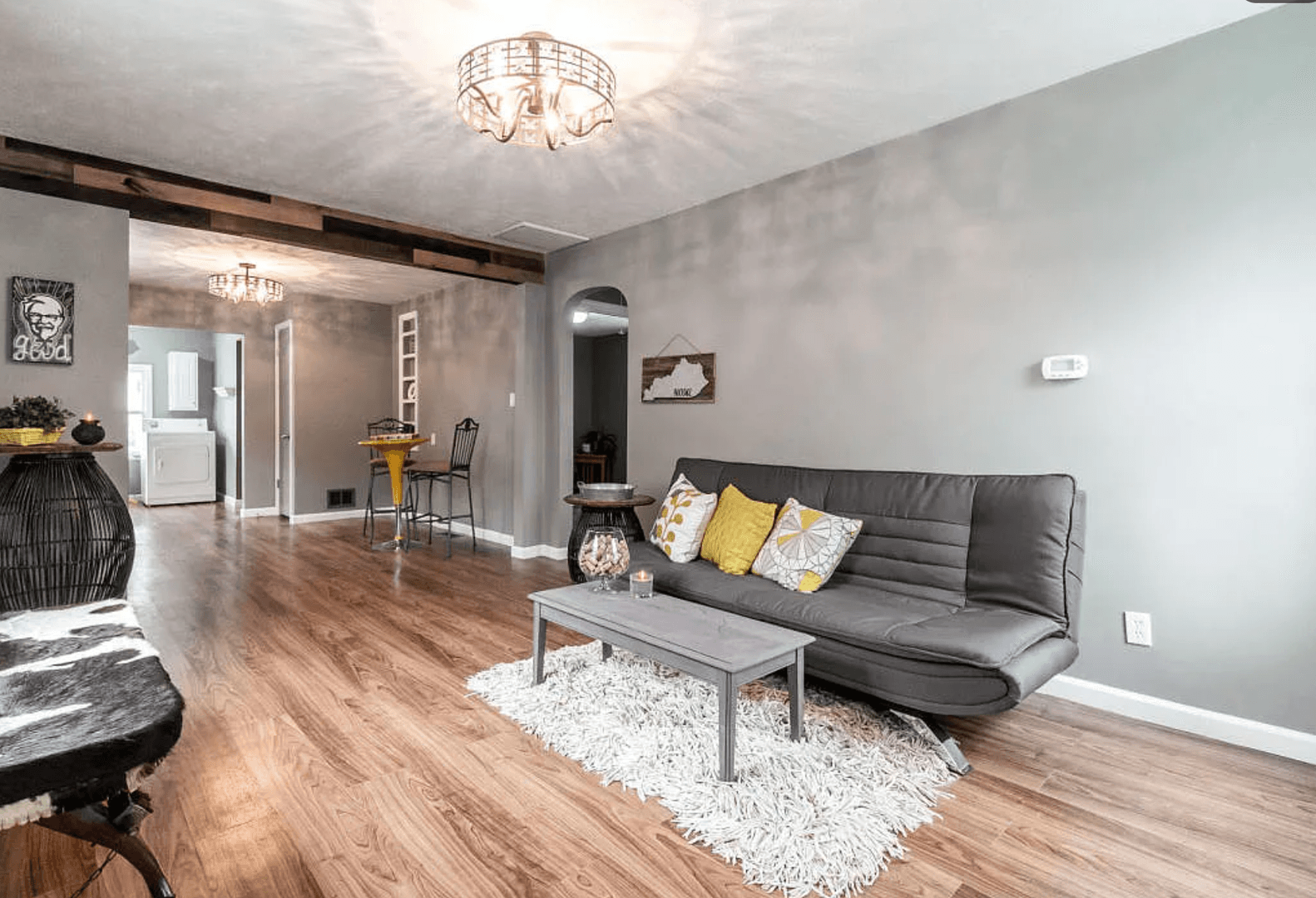 Louisville House: 3714 Kahlert Ave