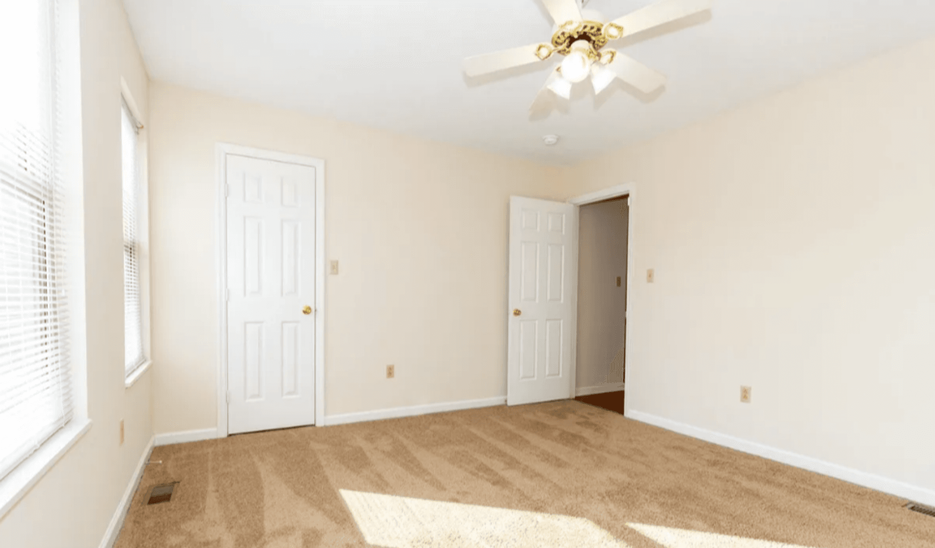 Richmond Apartment: 429 Garden City Dr.