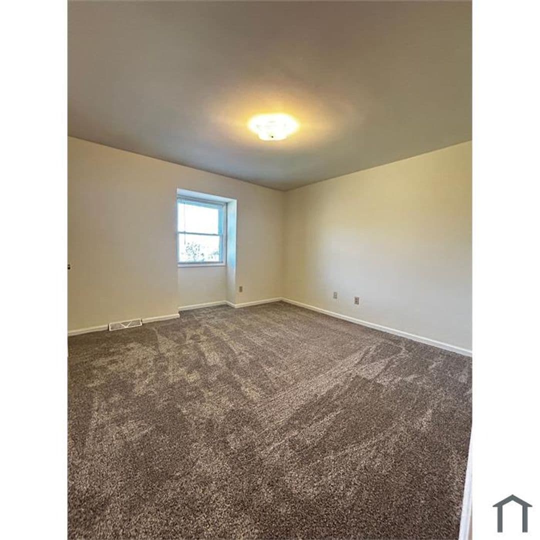 Richmond Apartment: 257 Maryland dr