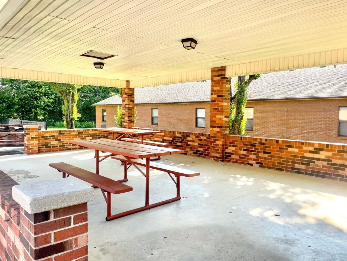 Richmond Apartment: 392 Gibson Lane