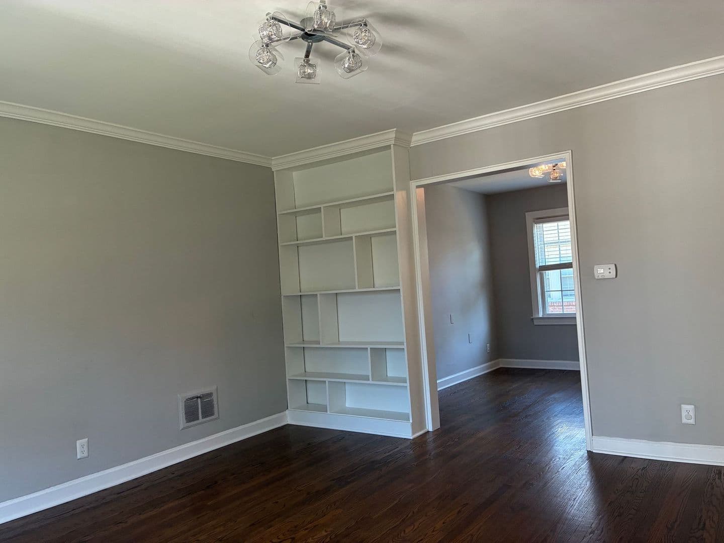Louisville Apartment: 2315 Glenmary Avenue