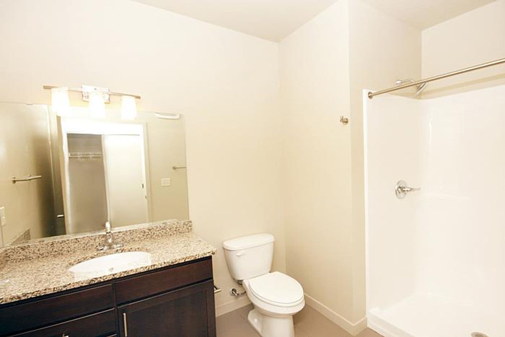 Minneapolis Apartment: 711 4th St SE