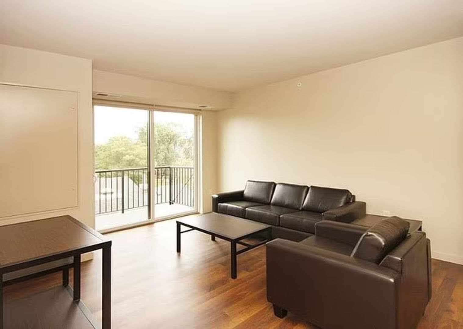 Minneapolis Apartment: 711 4th St SE