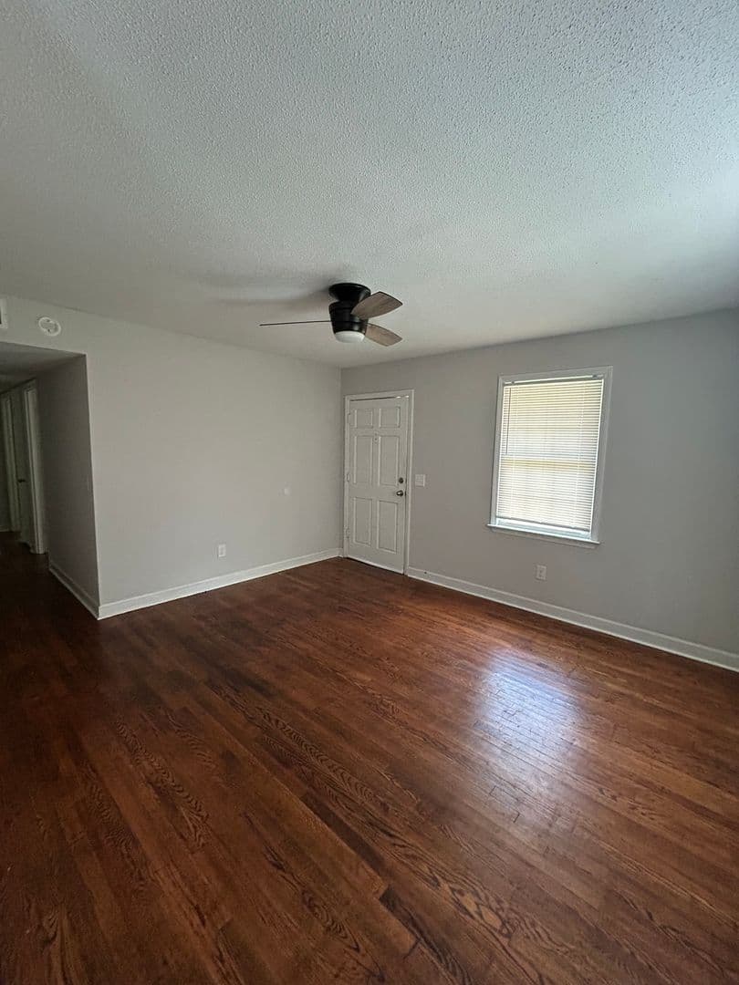 Columbia House: 3825 Monroe Street