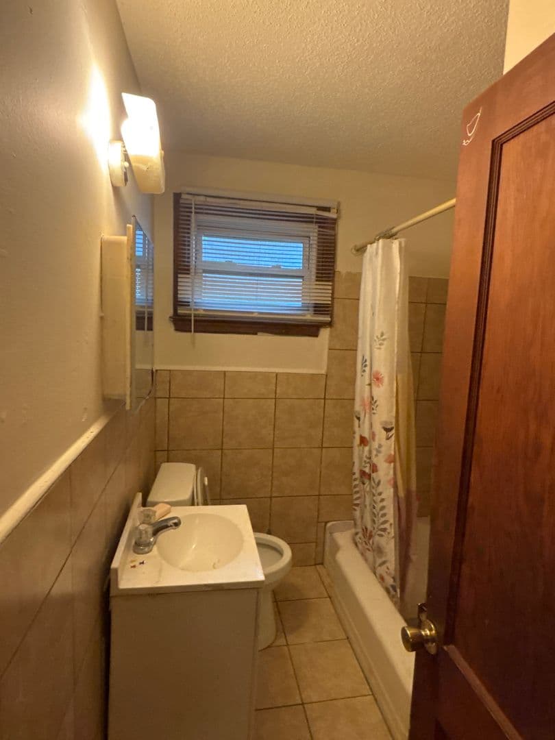 Columbia Apartment: 317 Beltline Blvd