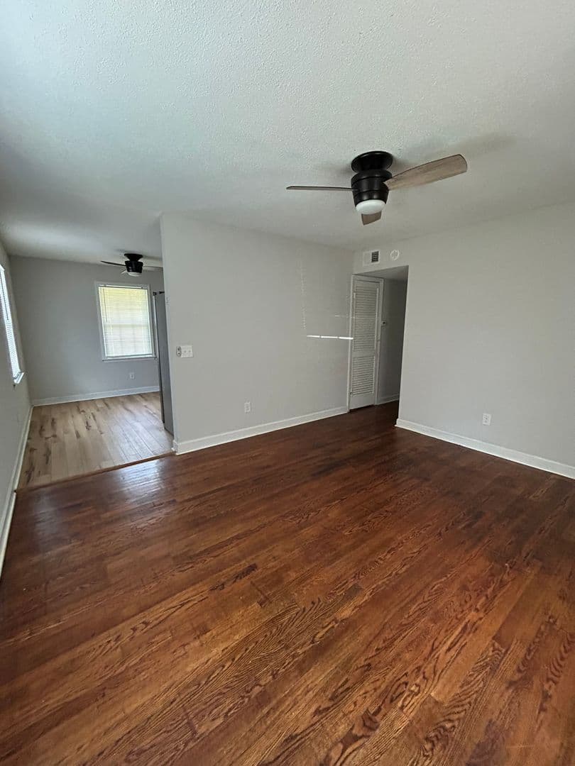 Columbia House: 3825 Monroe Street