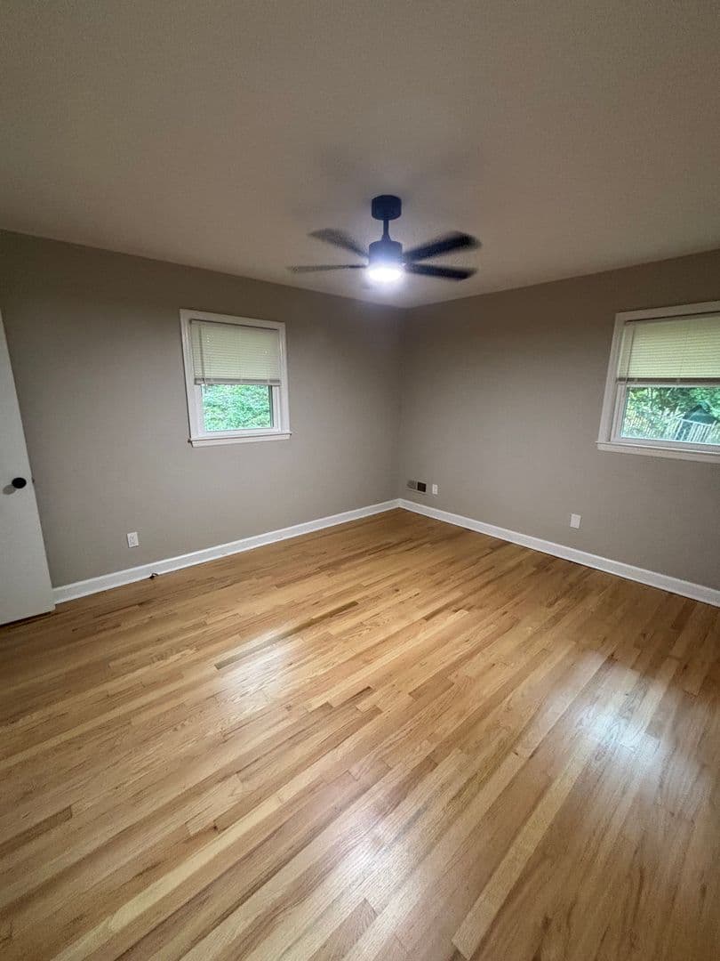 Columbia House: 3820 Edinburgh Rd