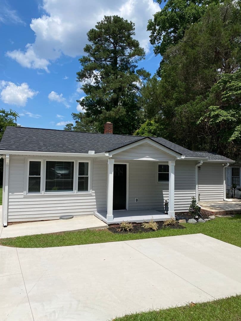 Columbia House: 3811 Barwick Street