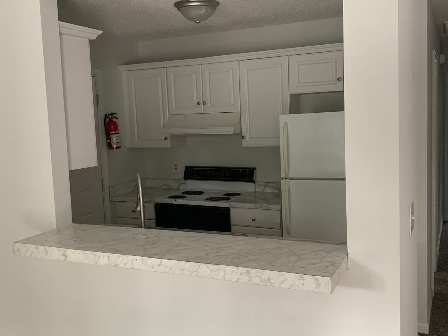 Columbia House: 4029 Hickory Street