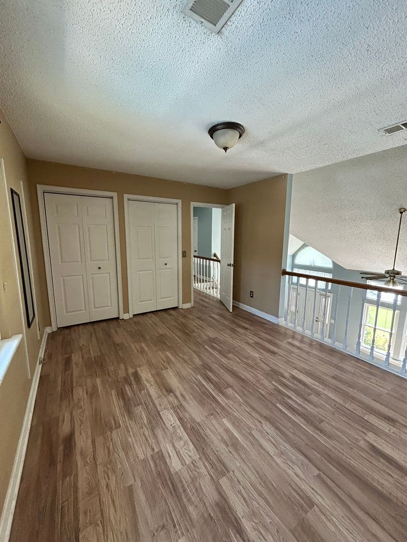 West Columbia House: 133 Darby Way