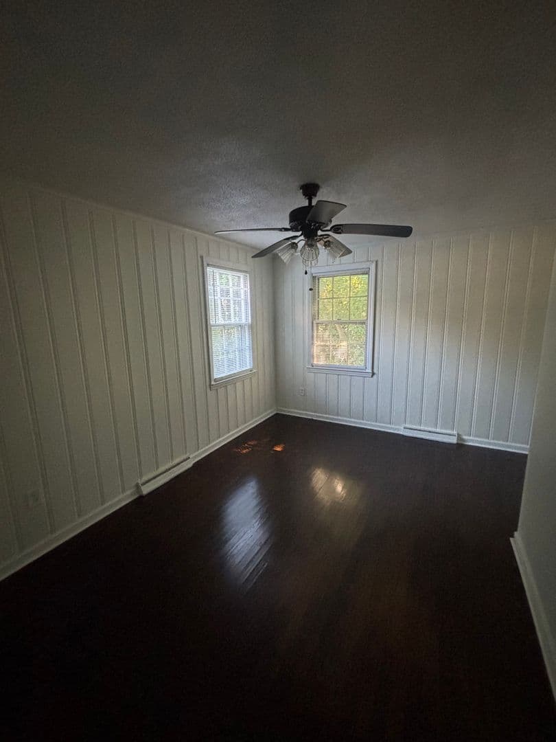 Columbia House: 1112 Olympia Avenue