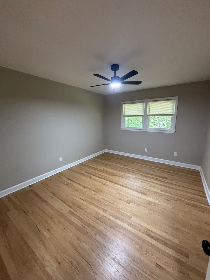 Columbia House: 3820 Edinburgh Rd