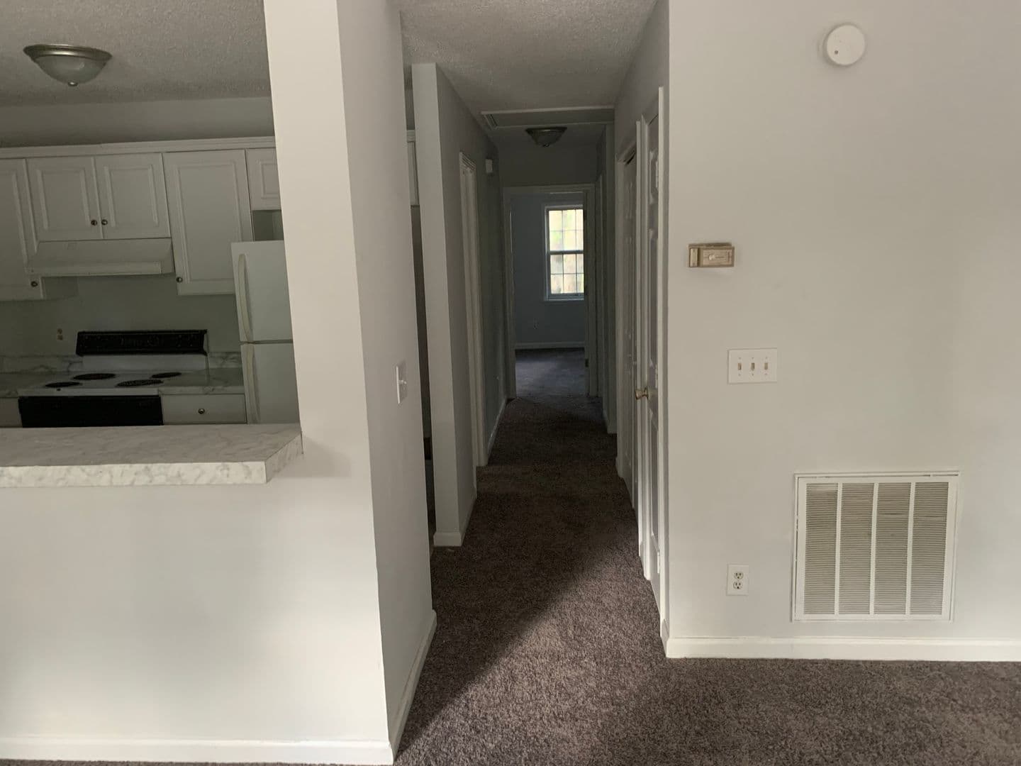 Columbia House: 4029 Hickory Street