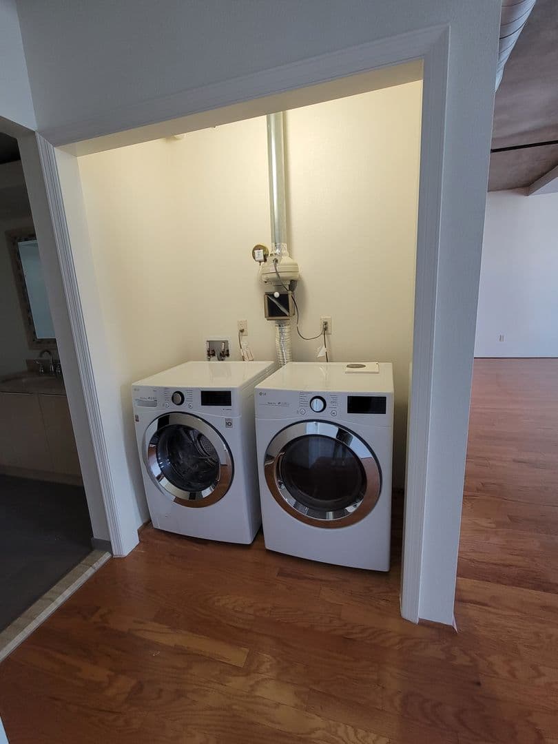 San Diego Condo: 877 Island