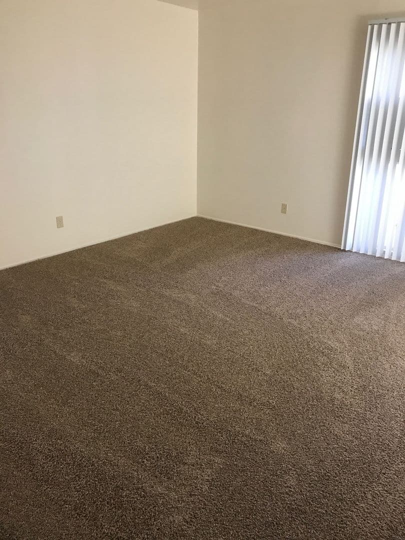 La Mesa Apartment: 5877 Baltimore Drive