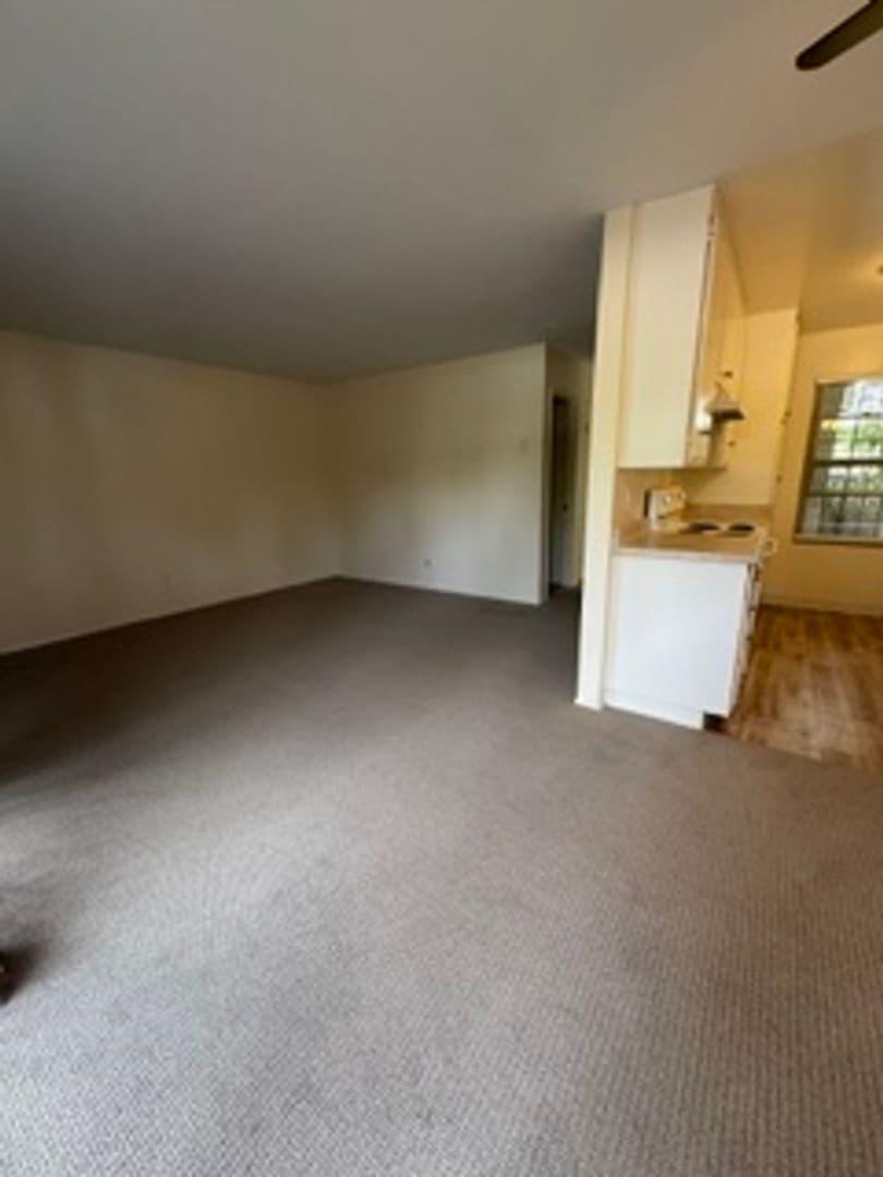 La Mesa Apartment: 5877 Baltimore Drive