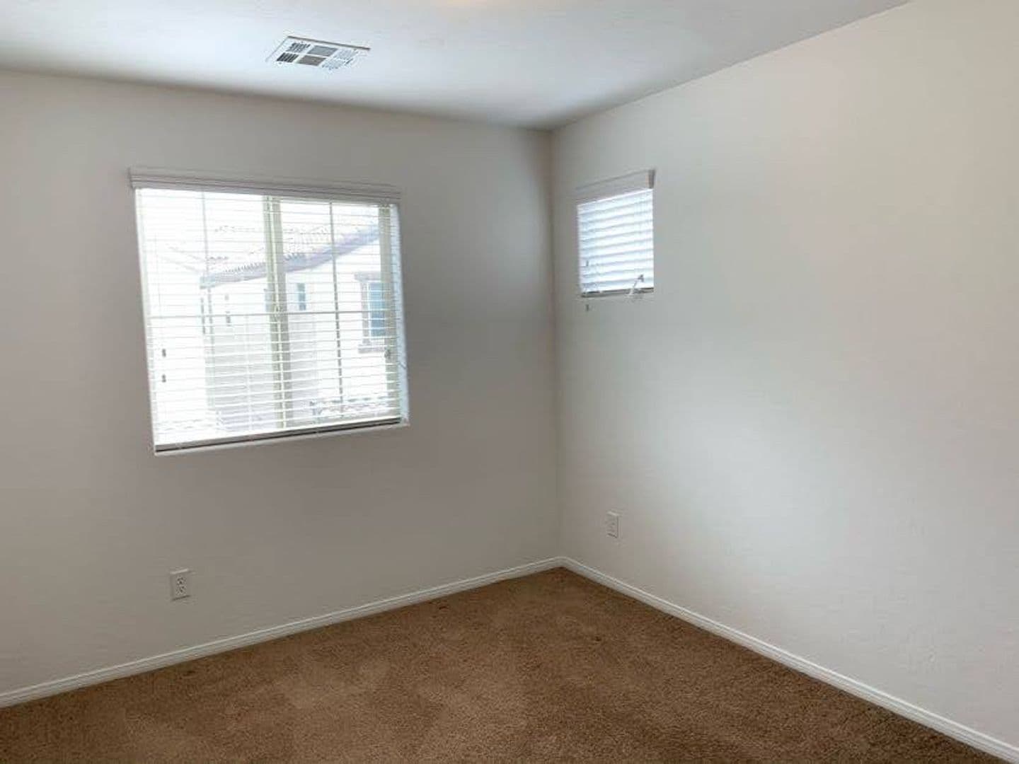 Las Vegas House: 7752 Broadloom Court