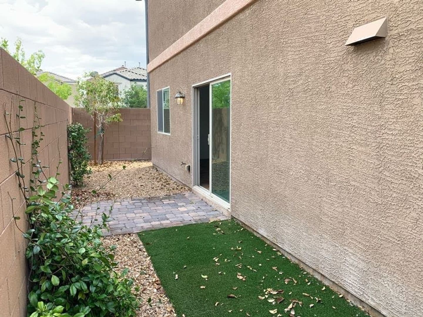 Las Vegas House: 7752 Broadloom Court