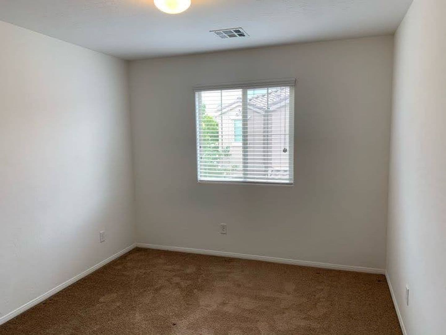 Las Vegas House: 7752 Broadloom Court