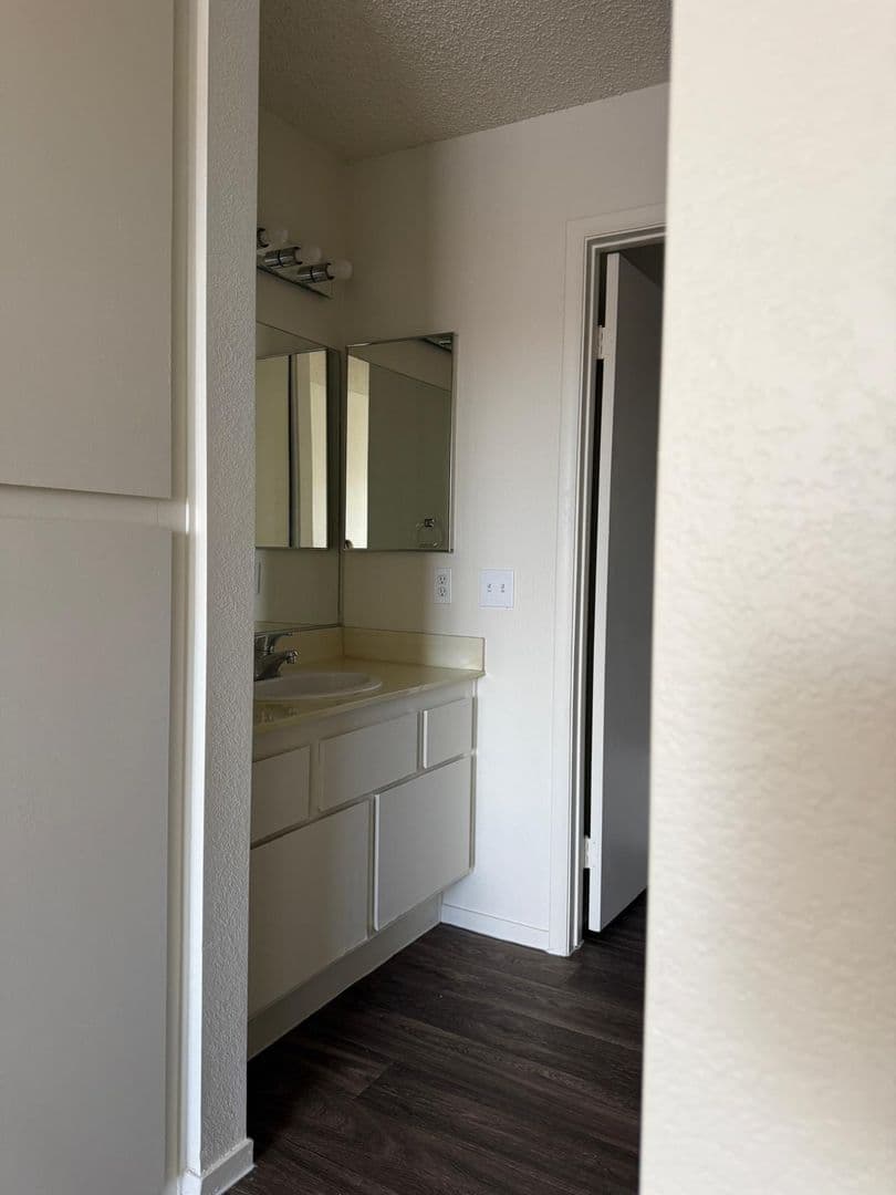 Las Vegas Condo: 4824 Nara Vista Way #201