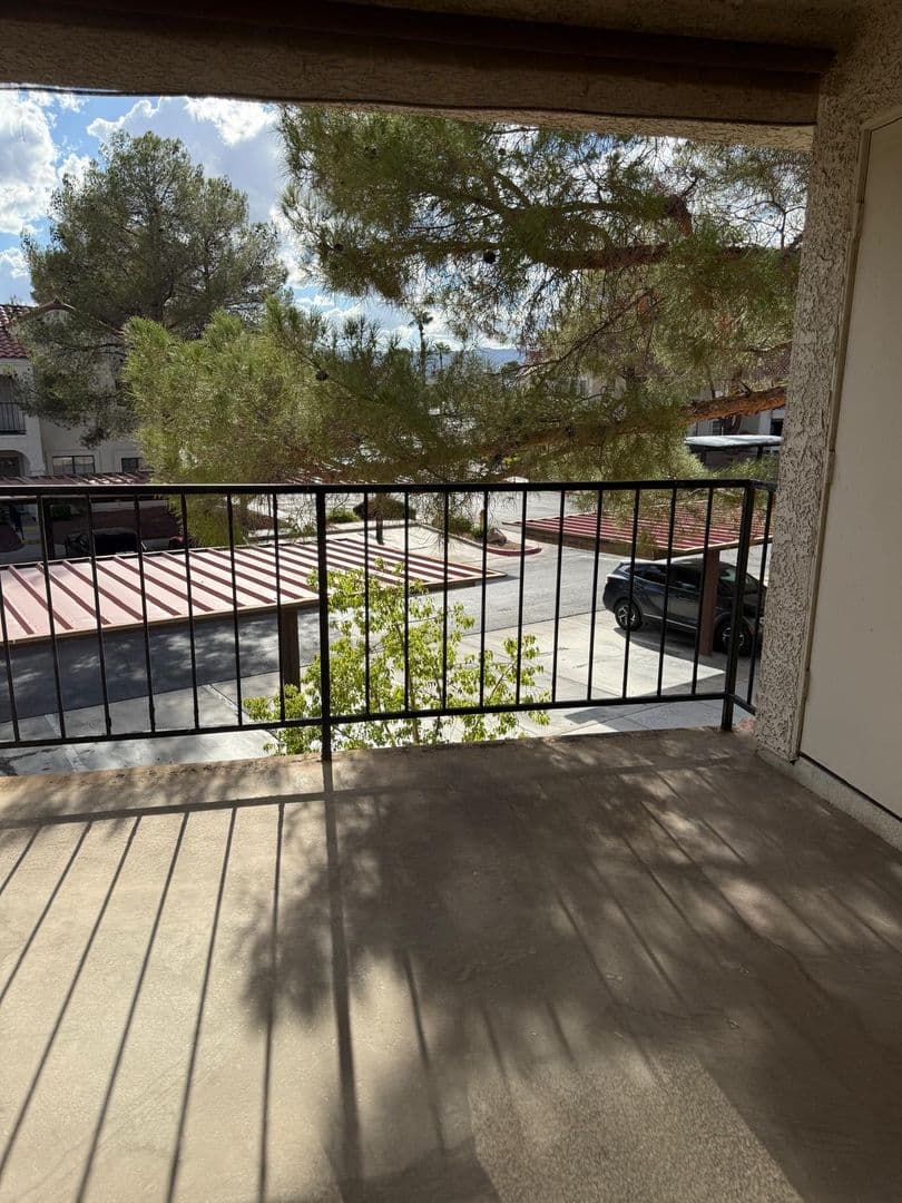 Las Vegas Condo: 4824 Nara Vista Way #201