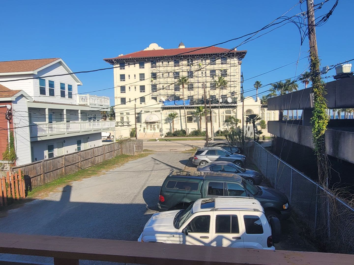 Galveston Apartment: 2109/2115 Ave. P