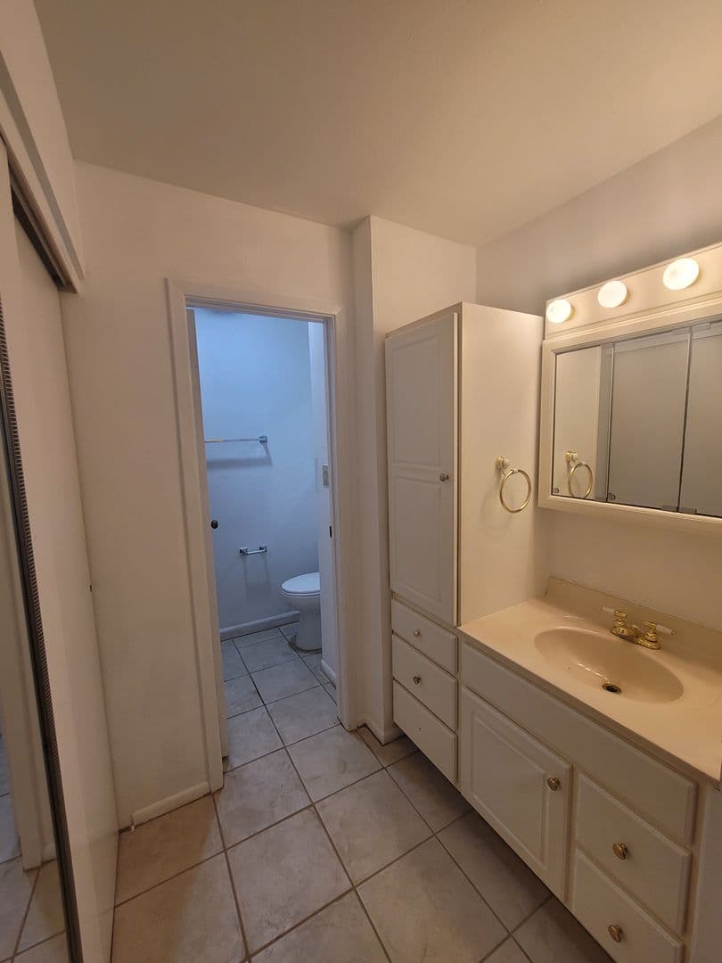 Galveston Townhome: 7523 Beaudelaire Circle