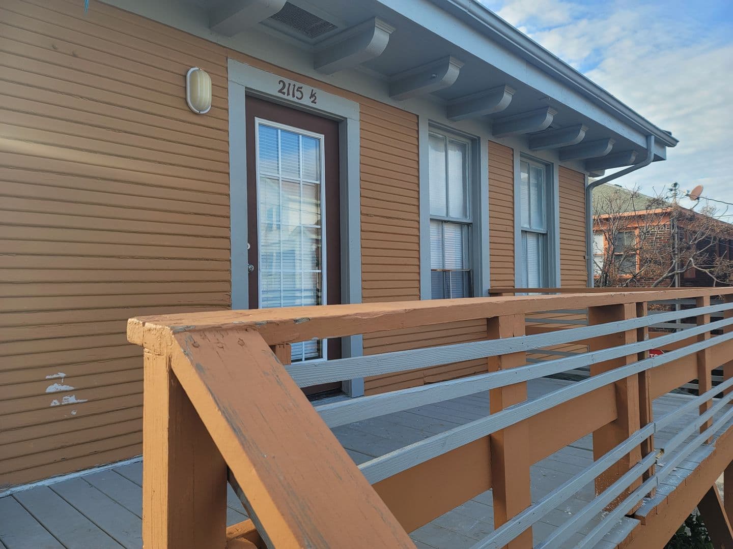 Galveston Apartment: 2109/2115 Ave. P