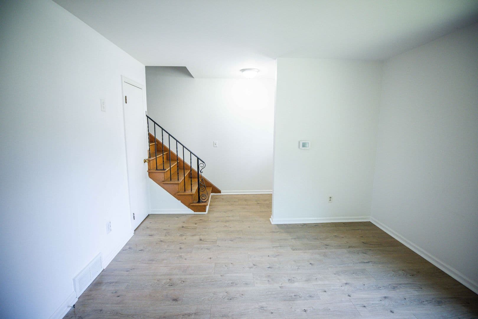 Toledo Apartment: 3916 Clareridge Dr.