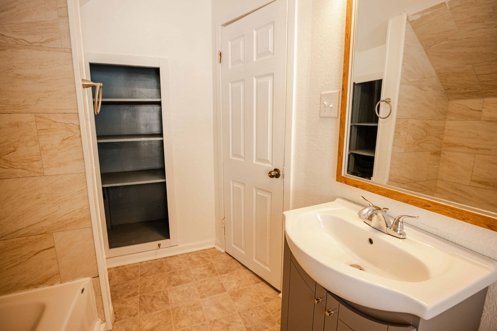 Toledo House: 3840 Willys Parkway