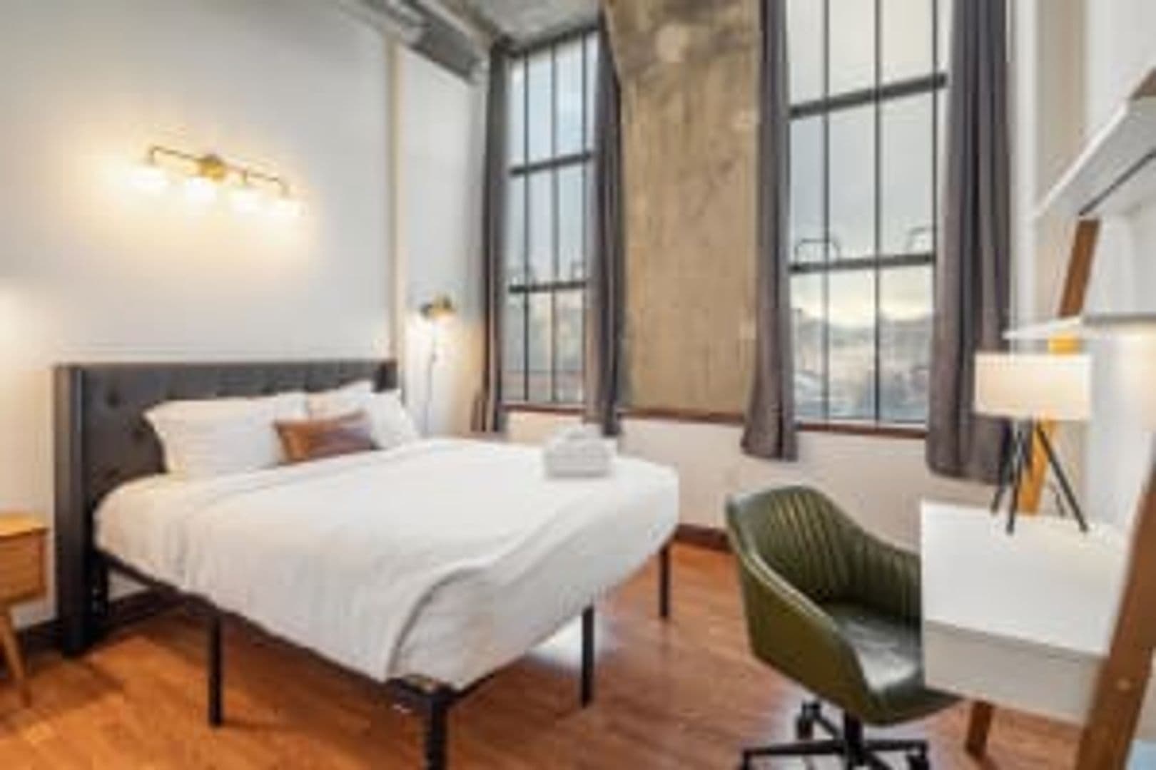 Philadelphia Apartment: 525 N 11th St