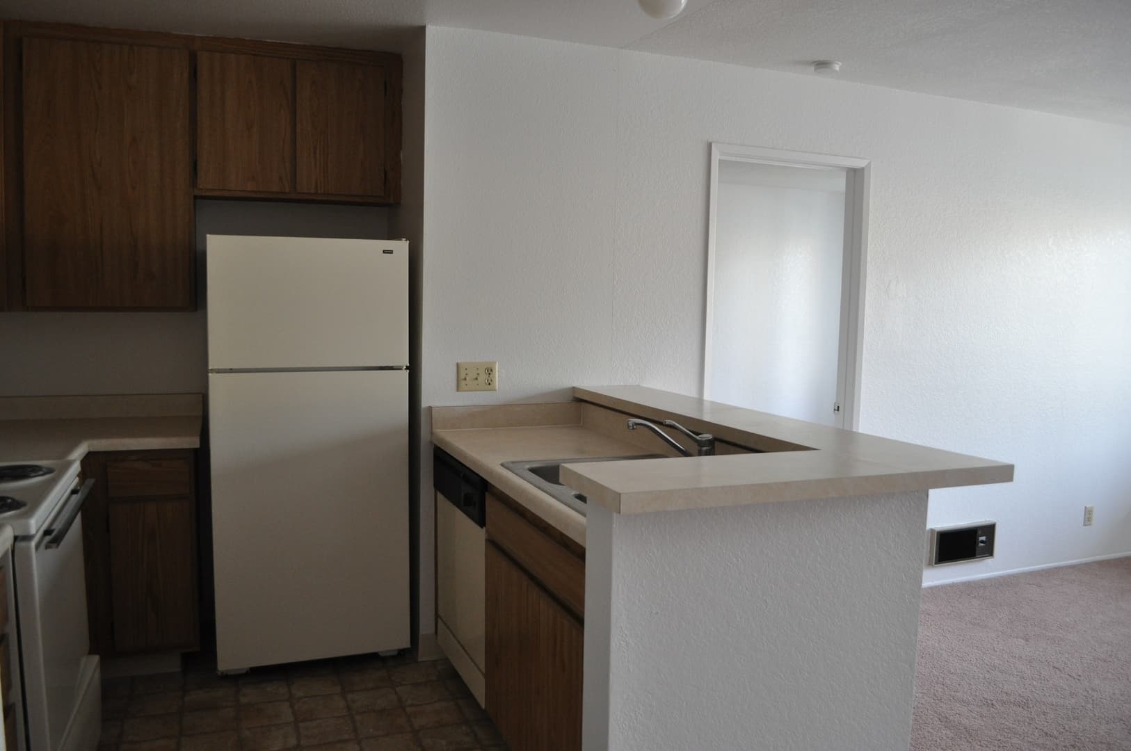 El Cajon Apartment: 1535 Granite Hills Dr